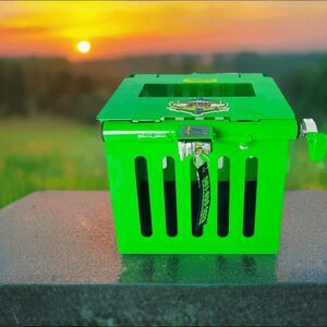 NIB Green Lockable Multi-Tool Cage | Xtreme Pro Series | MTC100 – TrailerRacks